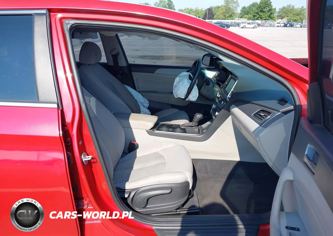2019 Hyundai Sonata Sel VIN:5NPE34AF4KH776614 - 5