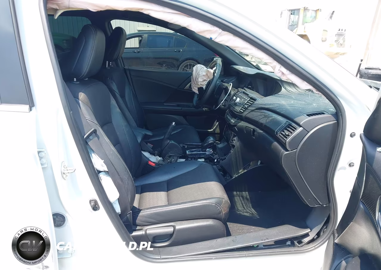 2017 Honda Accord Sport VIN:1HGCR2F53HA041585 - 5