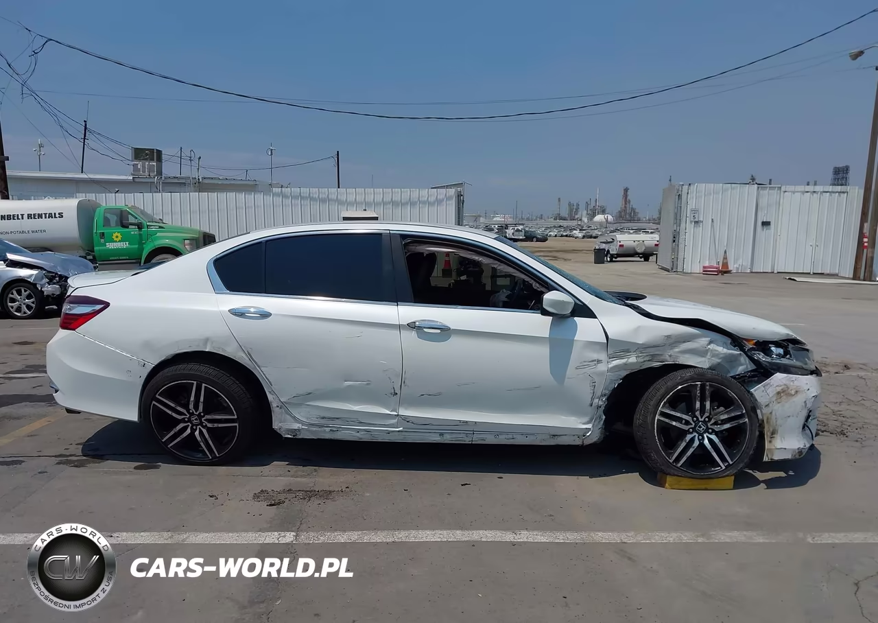 2017 Honda Accord Sport VIN:1HGCR2F53HA041585 - 6
