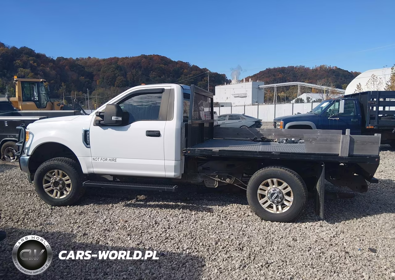 2017 Ford F-350 Xl VIN:1FTRF3B68HEB92713 - 14