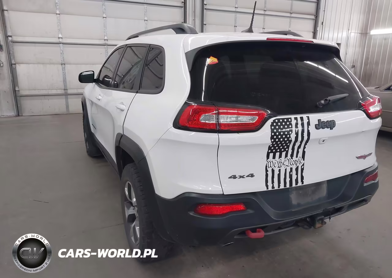 2016 Jeep Cherokee Trailhawk VIN:1C4PJMBS2GW154203 - 3