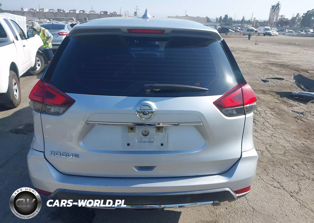 2017 Nissan Rogue S VIN:KNMAT2MT5HP521584 - 17