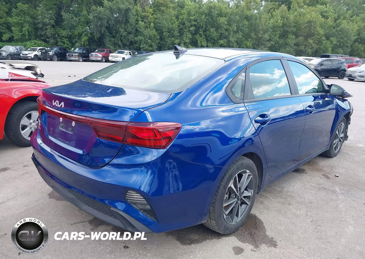 2024 Kia Forte Lxs VIN:3KPF24AD1RE749911 - 4