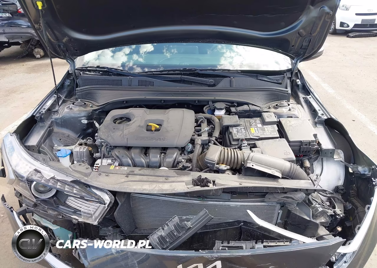 2024 Kia Forte Lxs VIN:3KPF24AD7RE731185 - 10