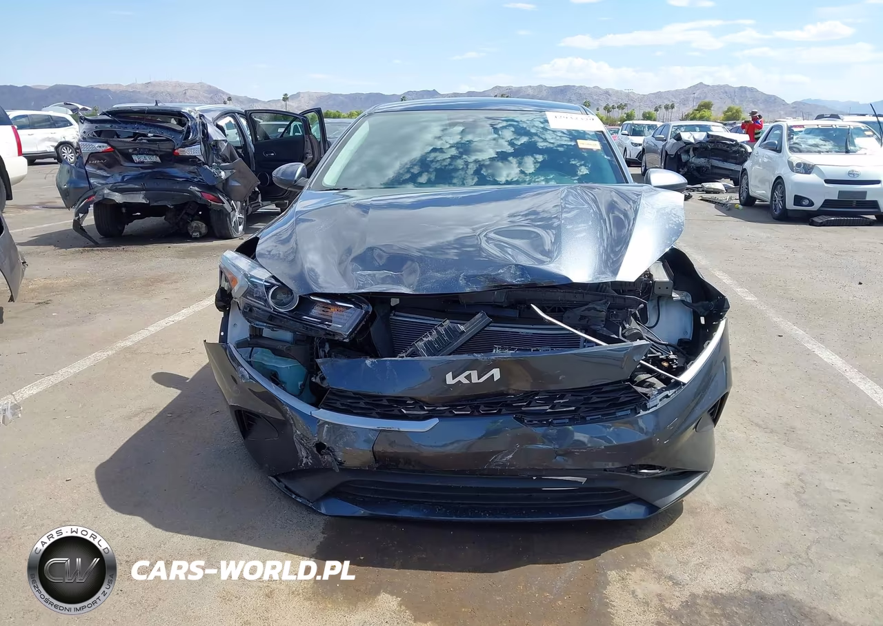 2024 Kia Forte Lxs VIN:3KPF24AD7RE731185 - 6