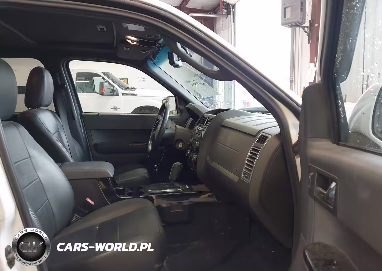 2010 Ford Escape Limited VIN:1FMCU9EG4AKD40507 - 5