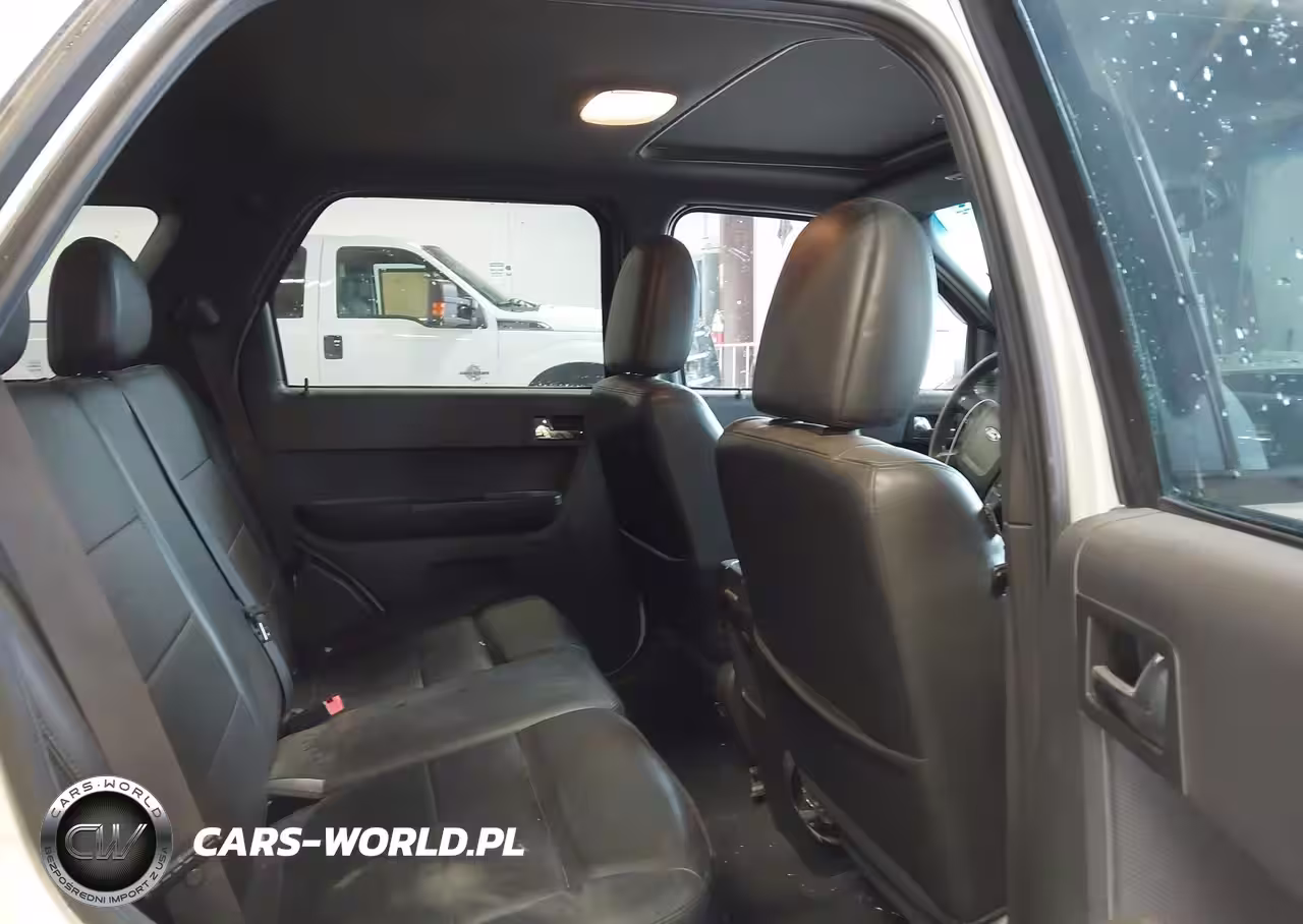 2010 Ford Escape Limited VIN:1FMCU9EG4AKD40507 - 8