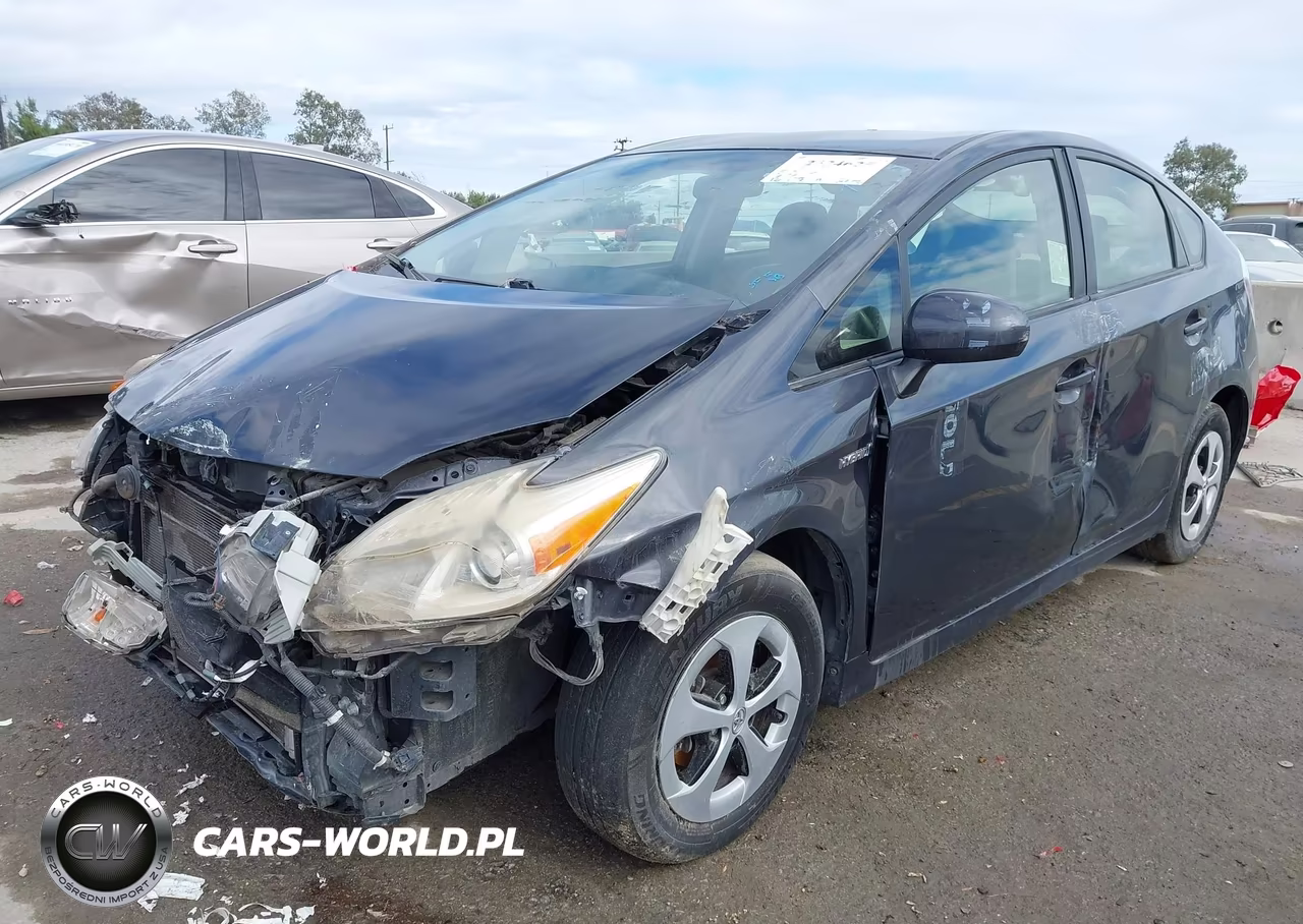 2015 Toyota Prius Two VIN:JTDKN3DU0F0428202 - 2