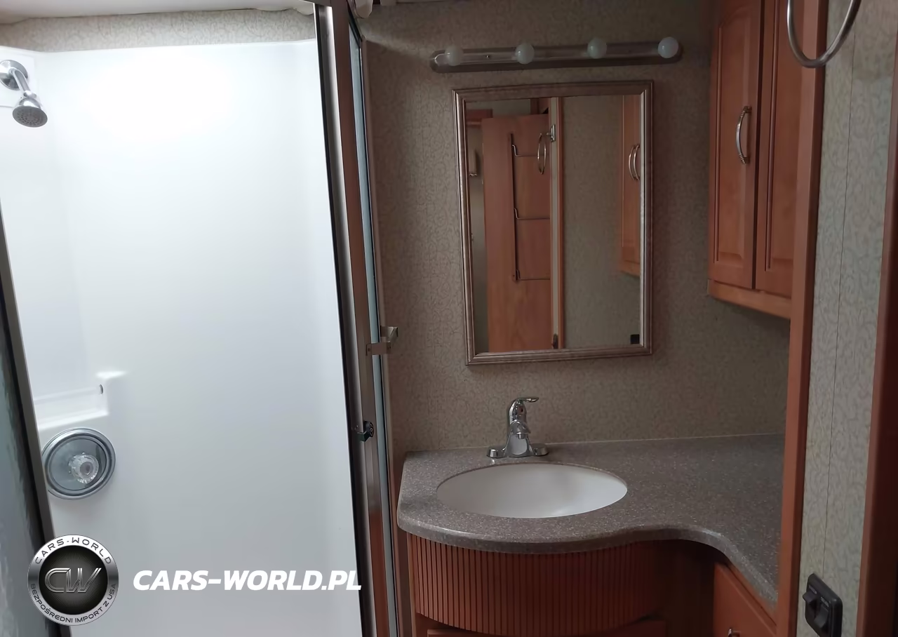 2007 Freightliner Chassis X Line Motor Home VIN:4UZACJBV77CY82055 - 15