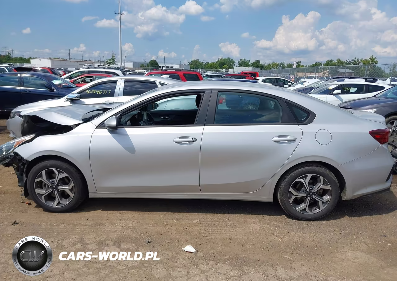 2021 Kia Forte Lxs VIN:3KPF24AD8ME309516 - 15