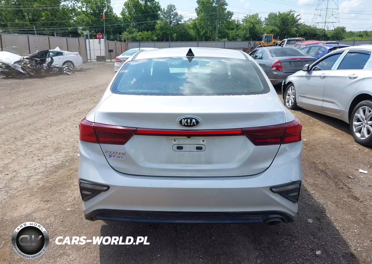 2021 Kia Forte Lxs VIN:3KPF24AD8ME309516 - 17