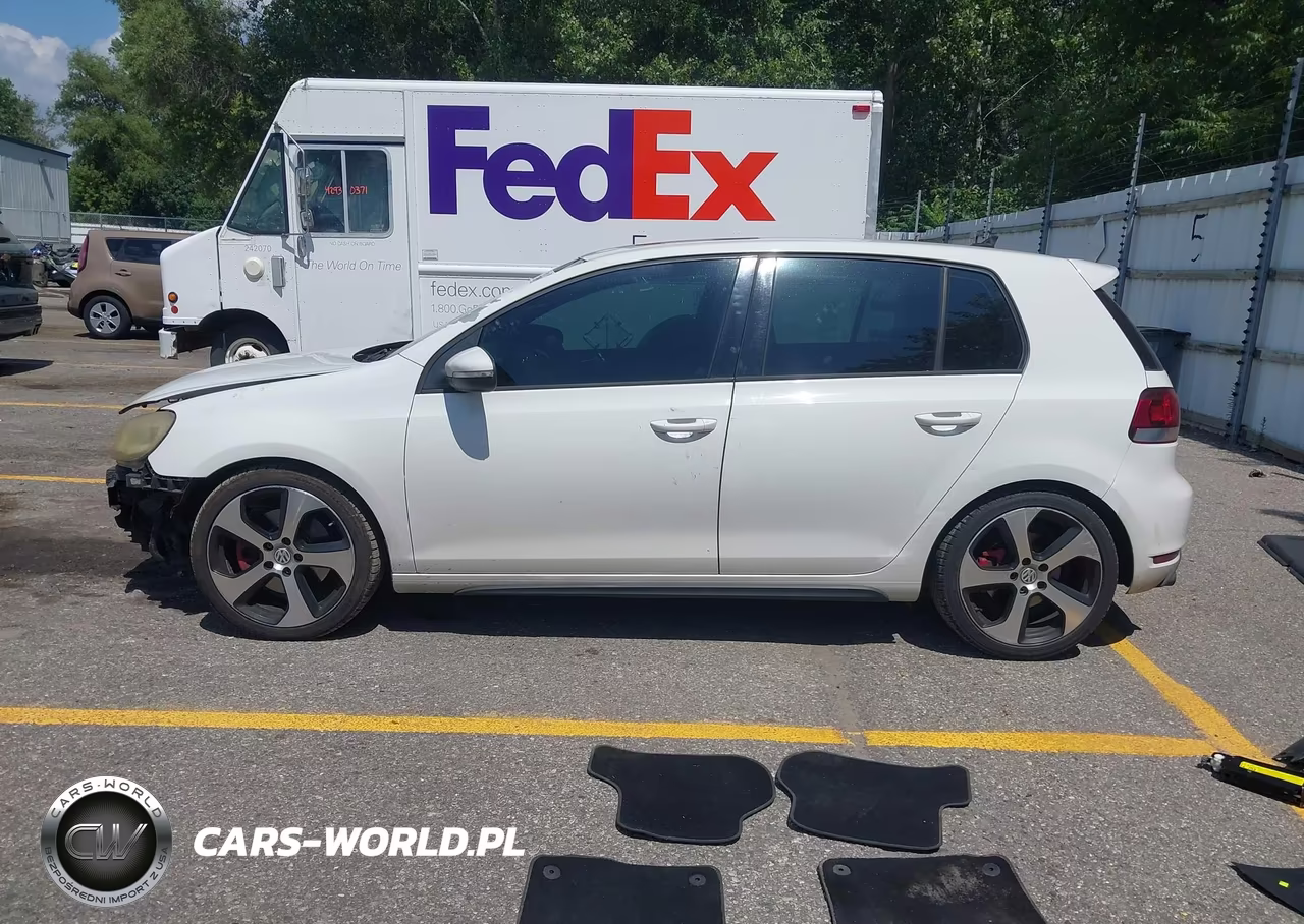 2010 Volkswagen Gti 4-Door VIN:WVWGD7AJ7AW325276 - 15