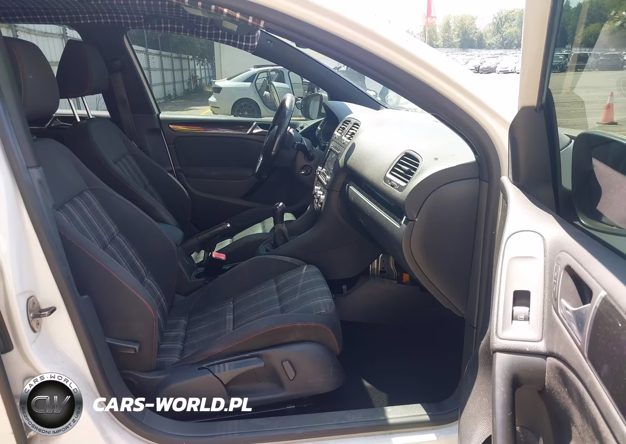 2010 Volkswagen Gti 4-Door VIN:WVWGD7AJ7AW325276 - 5