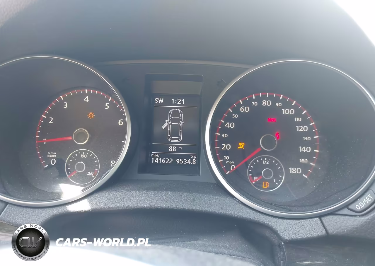 2010 Volkswagen Gti 4-Door VIN:WVWGD7AJ7AW325276 - 7