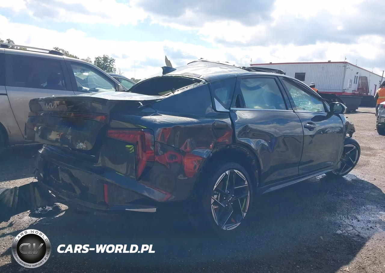 2025 Kia K4 Gt-Line VIN:3KPFW4DE7SE151465 - 4