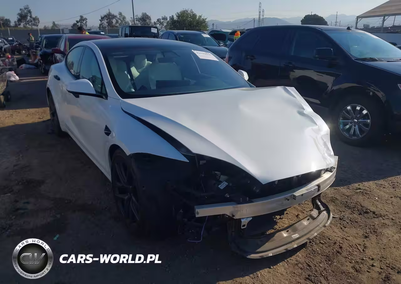 2022 Tesla Model S Plaid Tri Motor All-Wheel Drive