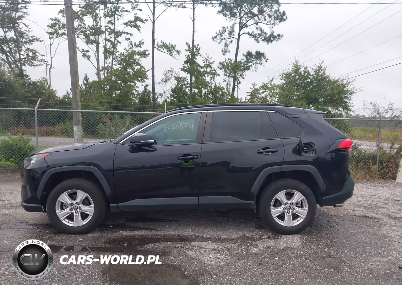 2021 Toyota Rav4 Xle VIN:2T3W1RFV3MC132459 - 14
