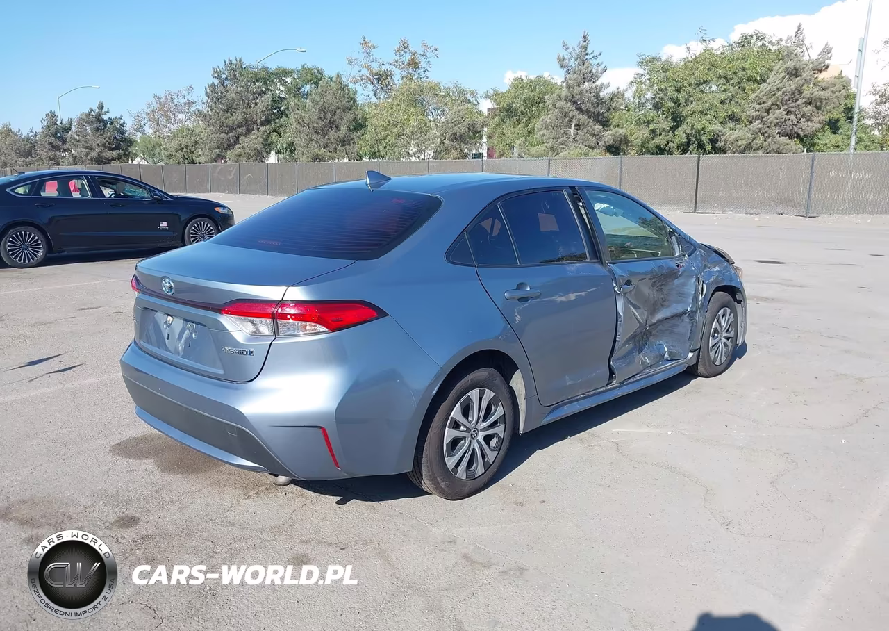 2021 Toyota Corolla Hybrid Le VIN:JTDEAMDE5MJ011110 - 4
