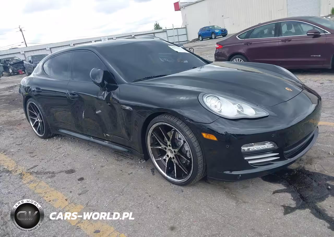 PORSCHE