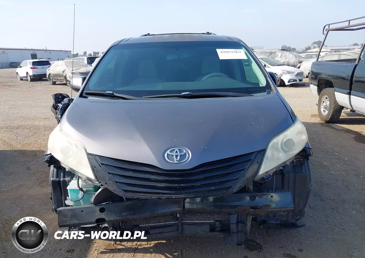 2012 Toyota Sienna Le V6 8 Passenger VIN:5TDKK3DC2CS260829 - 13