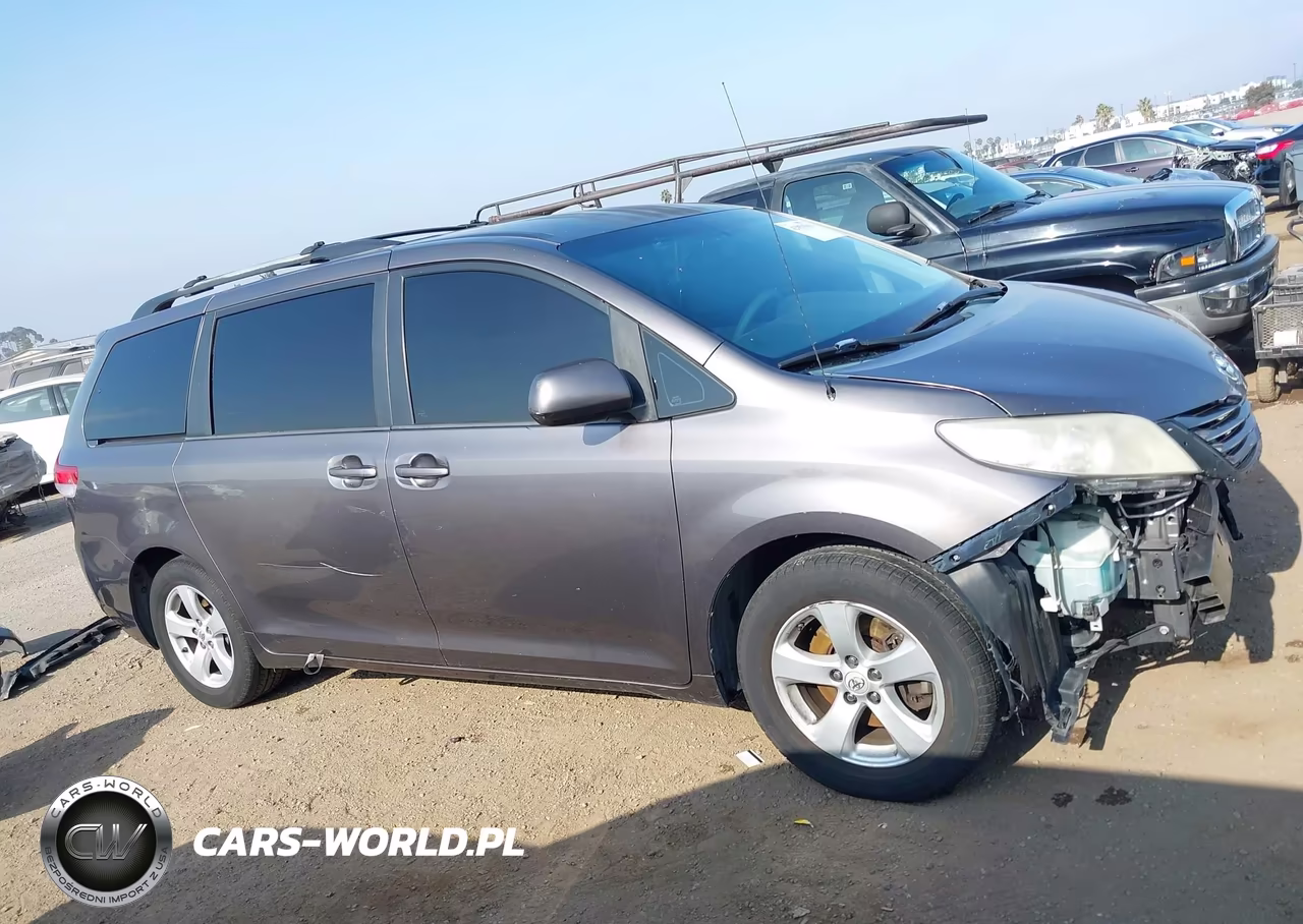 2012 Toyota Sienna Le V6 8 Passenger VIN:5TDKK3DC2CS260829 - 14
