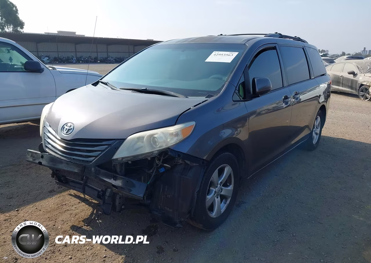 2012 Toyota Sienna Le V6 8 Passenger VIN:5TDKK3DC2CS260829 - 2