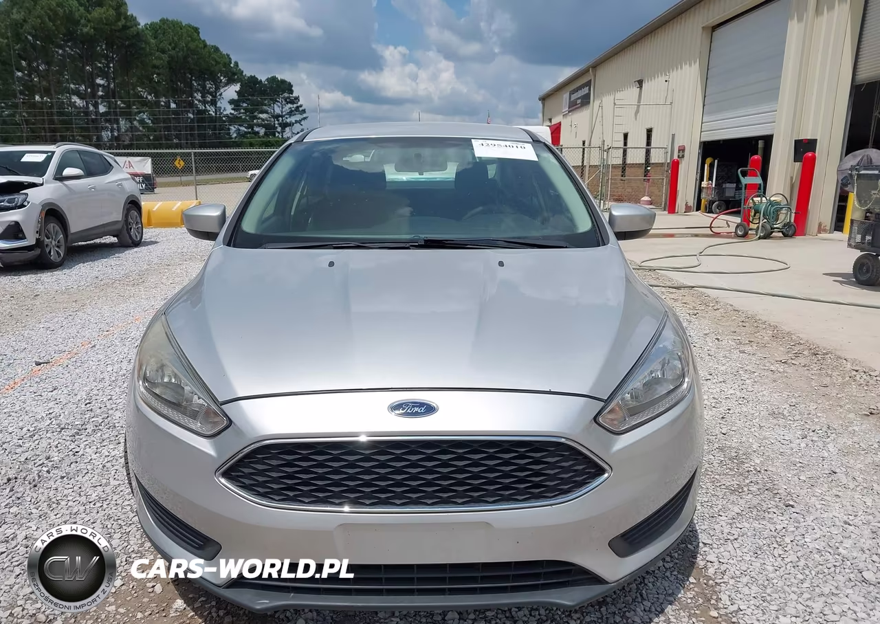 2018 Ford Focus Se VIN:1FADP3FEXJL281652 - 12