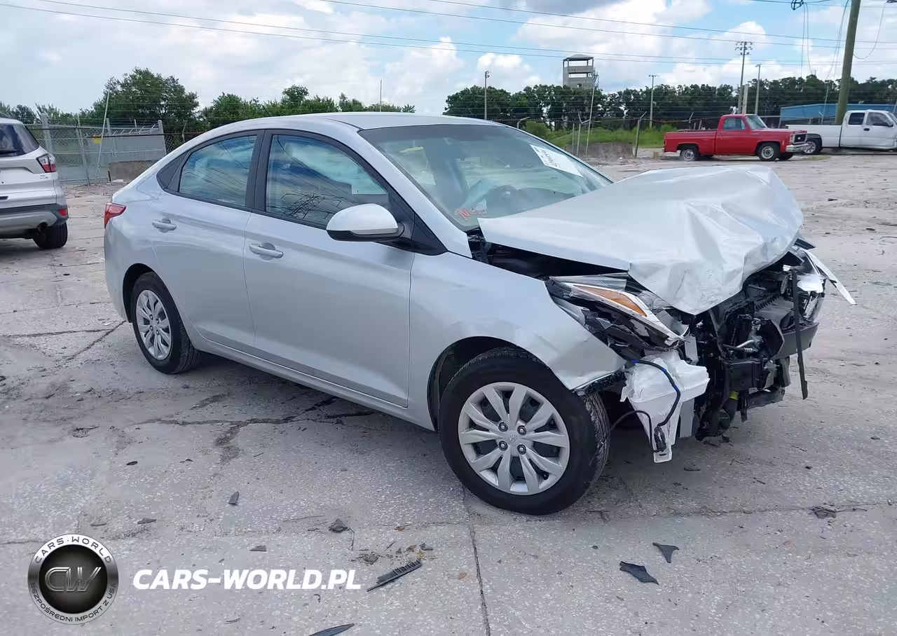 2022 Hyundai Accent Se