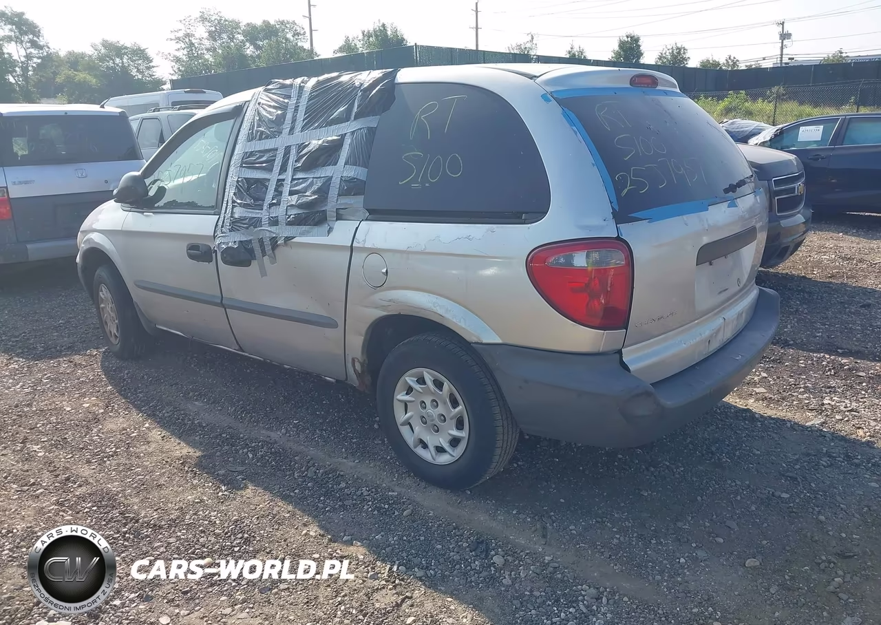 2002 Chrysler Voyager VIN:1C8GJ25352B597498 - 3