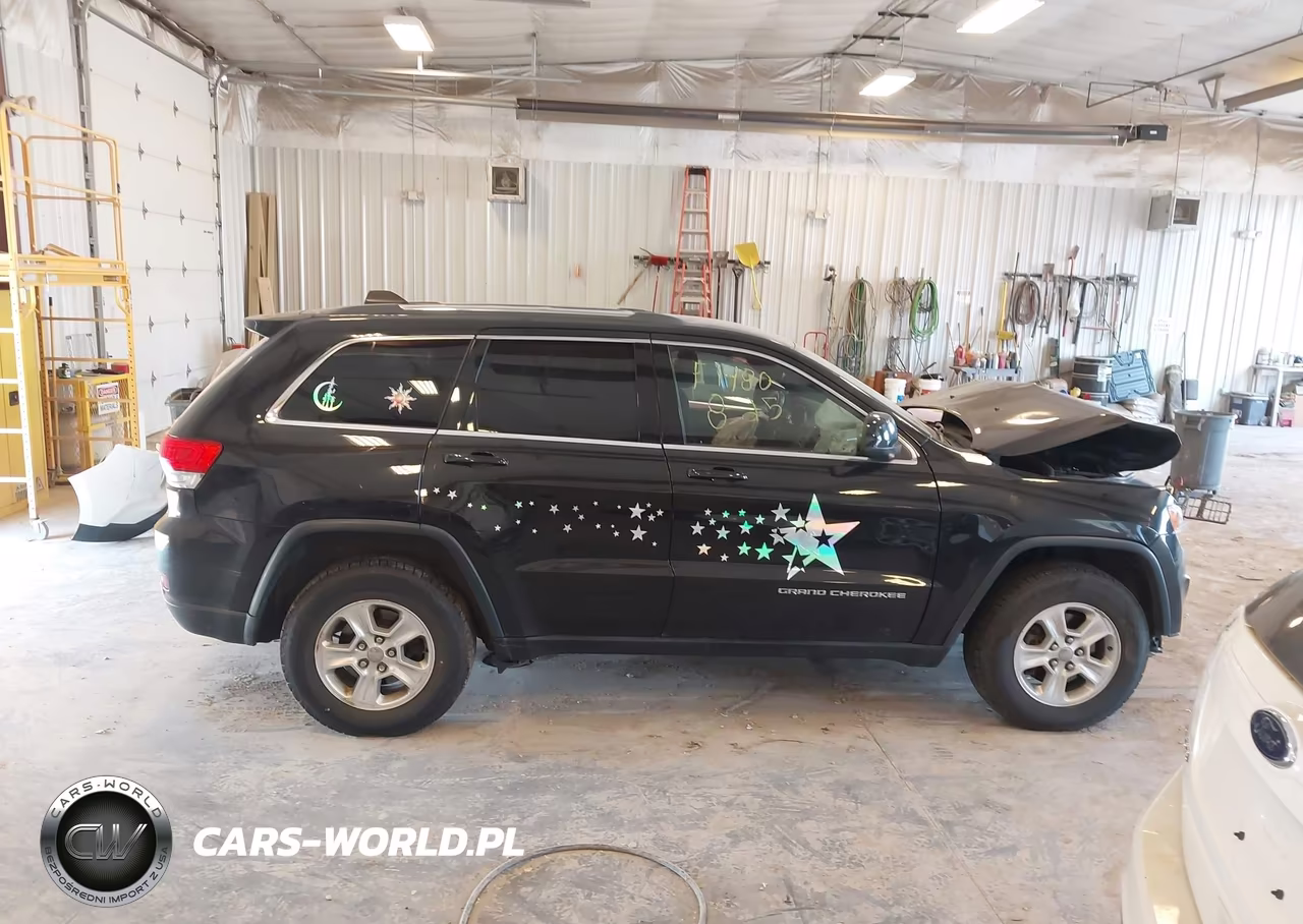 2014 Jeep Grand Cherokee Laredo VIN:1C4RJFAG5EC398623 - 13