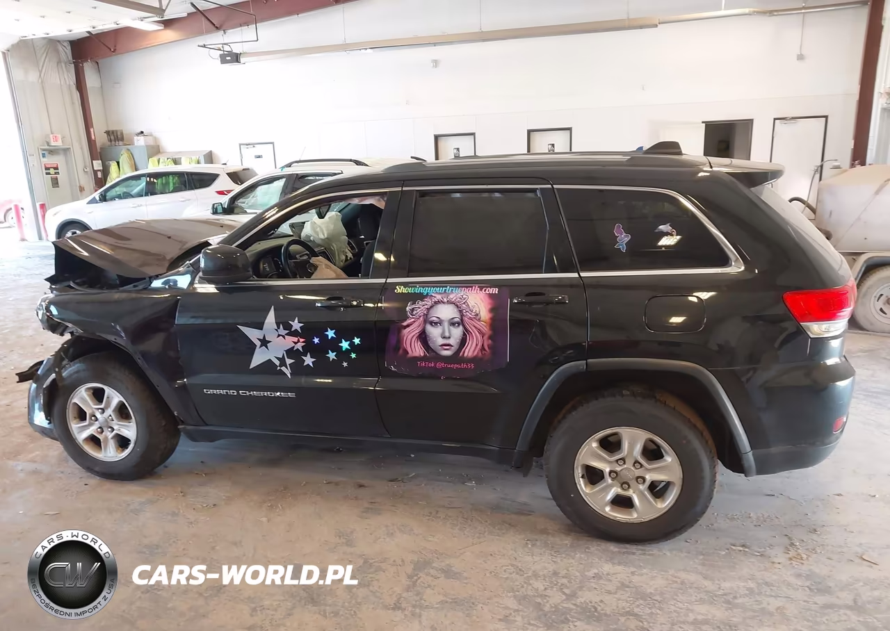 2014 Jeep Grand Cherokee Laredo VIN:1C4RJFAG5EC398623 - 14
