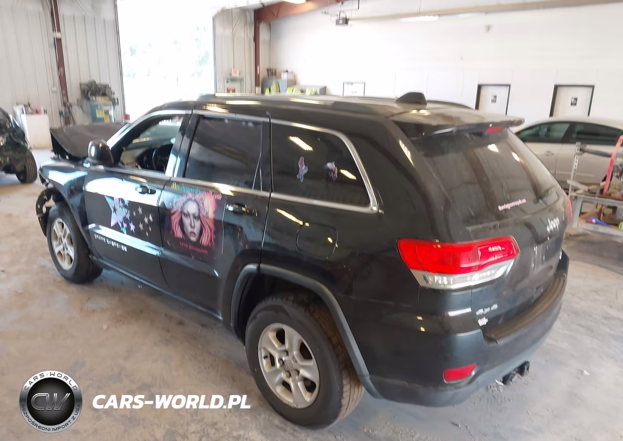 2014 Jeep Grand Cherokee Laredo VIN:1C4RJFAG5EC398623 - 3