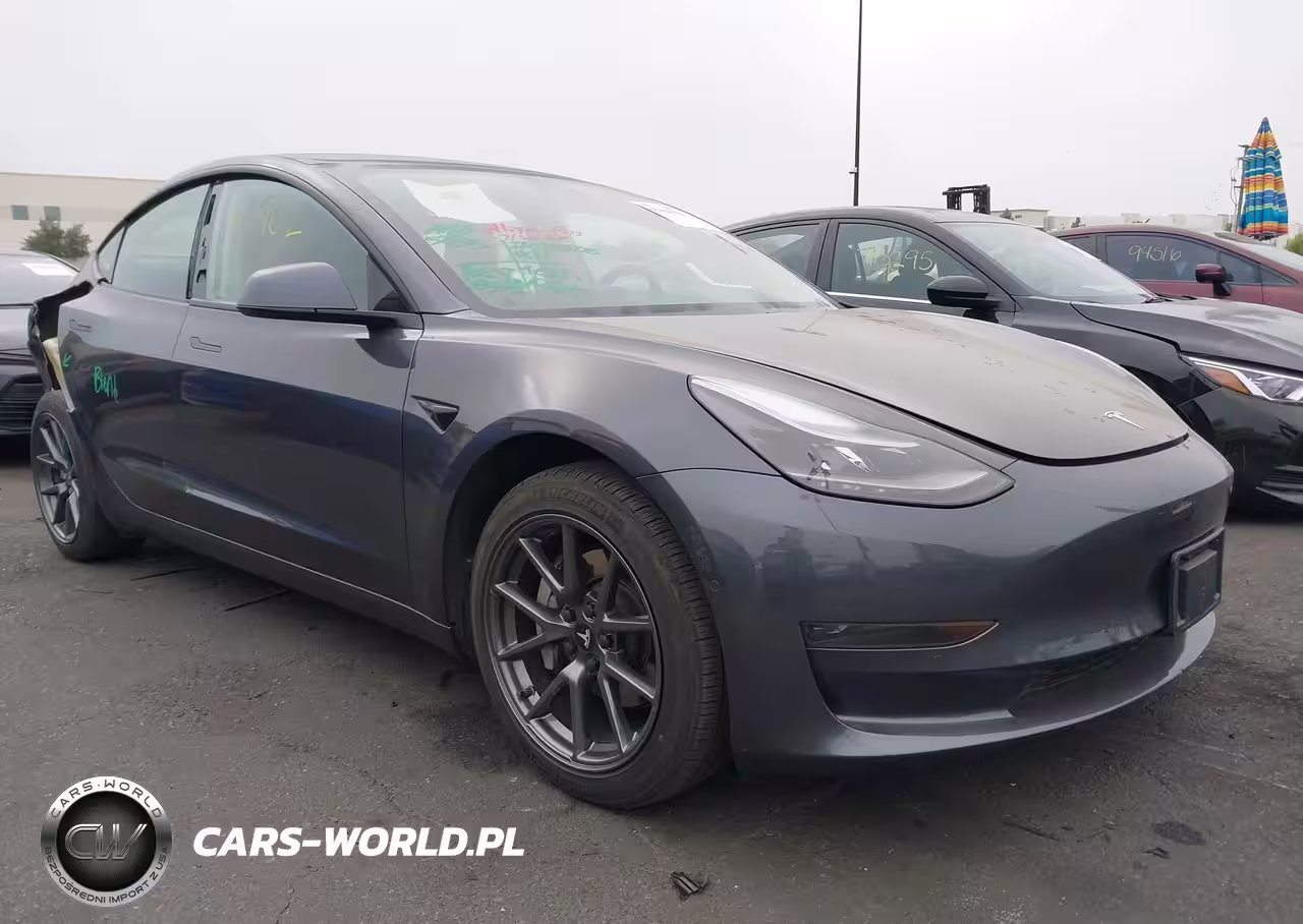 2021 Tesla Model 3 Standard Range Plus Rear-Wheel Drive