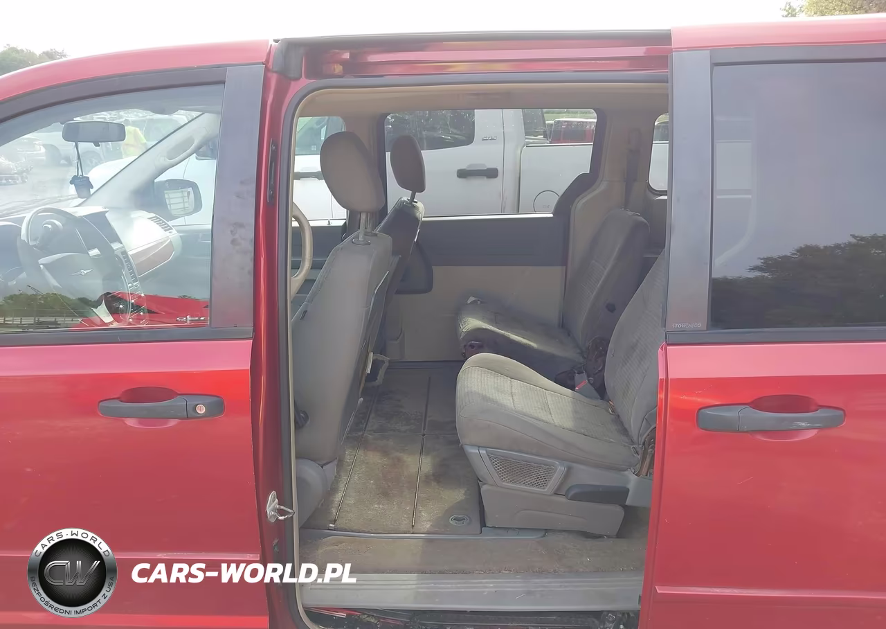 2008 Chrysler Town & Country Lx VIN:2A8HR44H28R139508 - 8