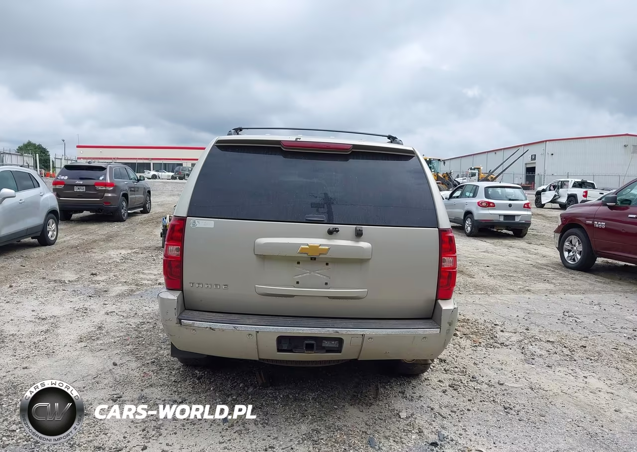 2013 Chevrolet Tahoe Ltz VIN:1GNSCCE01DR144918 - 16