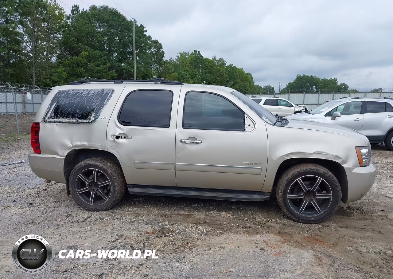 2013 Chevrolet Tahoe Ltz VIN:1GNSCCE01DR144918 - 6