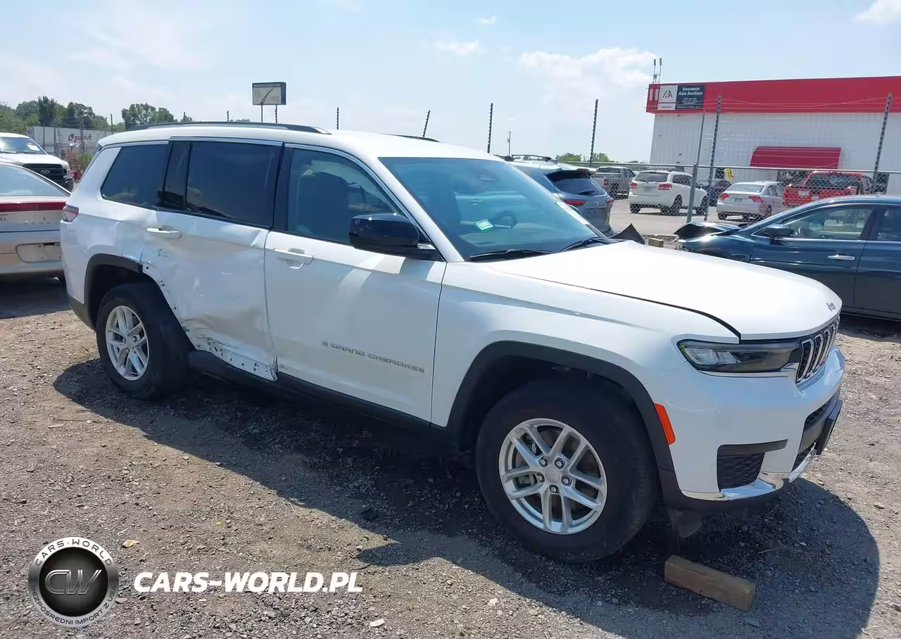 2023 Jeep Grand Cherokee L Laredo 4X2