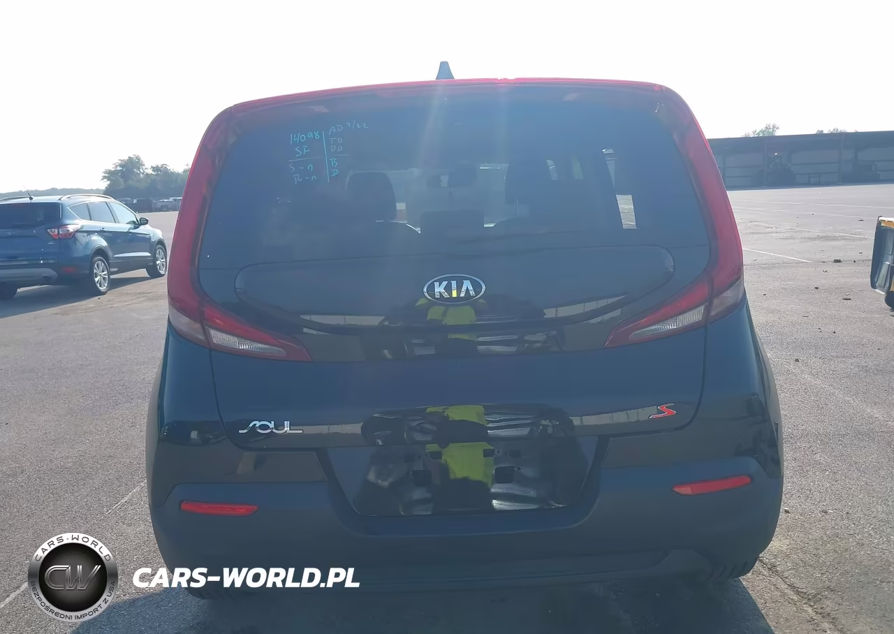 2021 Kia Soul S VIN:KNDJ23AU7M7739915 - 17
