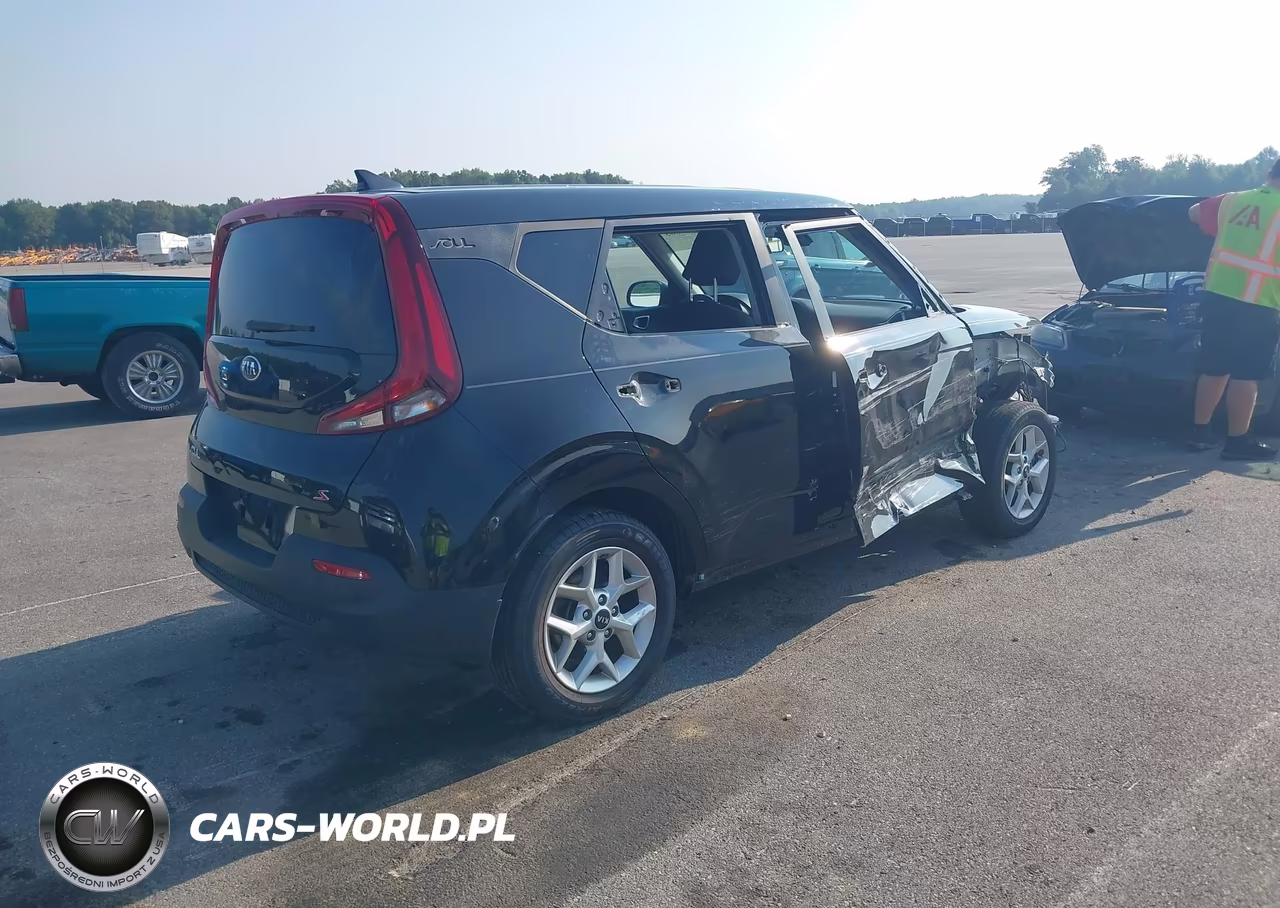 2021 Kia Soul S VIN:KNDJ23AU7M7739915 - 4