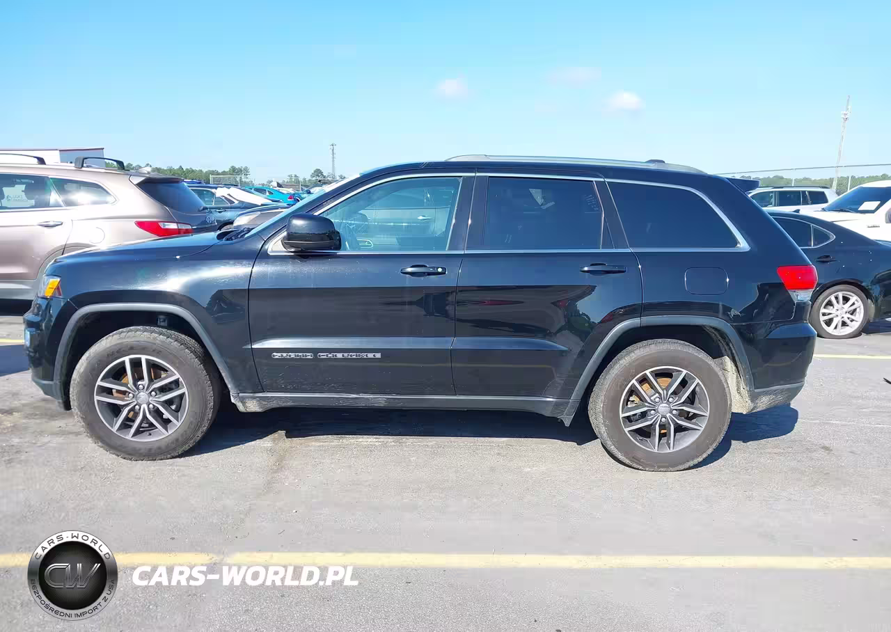 2018 Jeep Grand Cherokee Laredo E 4X4 VIN:1C4RJFAG4JC399532 - 15