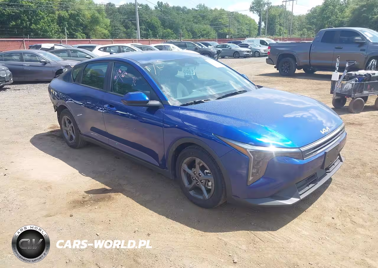 2025 Kia K4 Lxs
