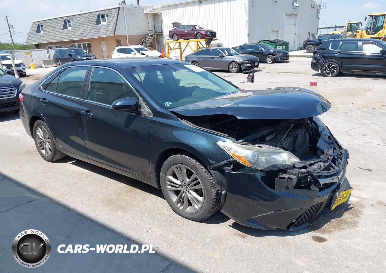 2015 Toyota Camry Se – zdjęcie 1 z 16