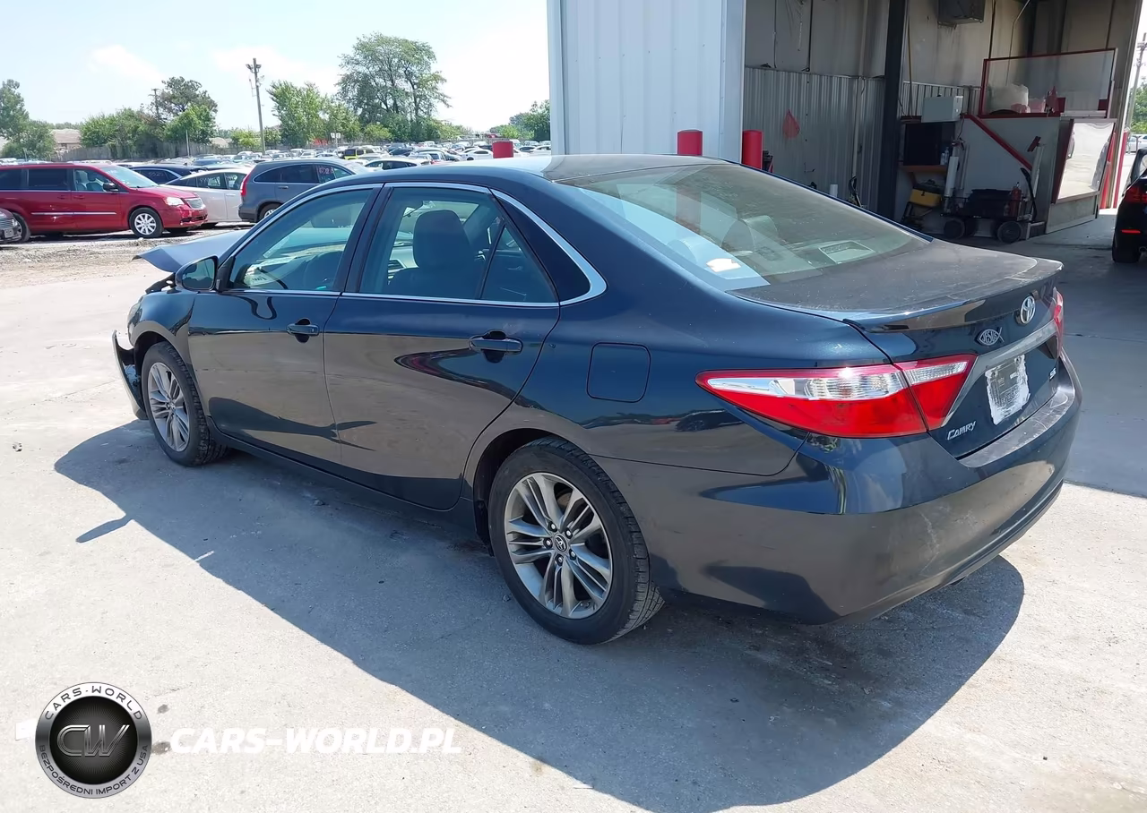 2015 Toyota Camry Se VIN:4T1BF1FK9FU487458 - 3