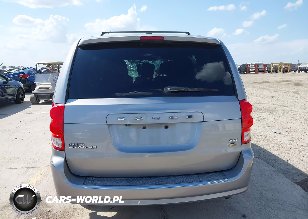 2019 Dodge Grand Caravan Sxt VIN:2C4RDGCG0KR772309 - 16