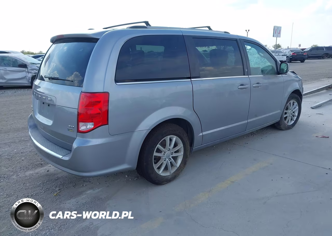 2019 Dodge Grand Caravan Sxt VIN:2C4RDGCG0KR772309 - 4