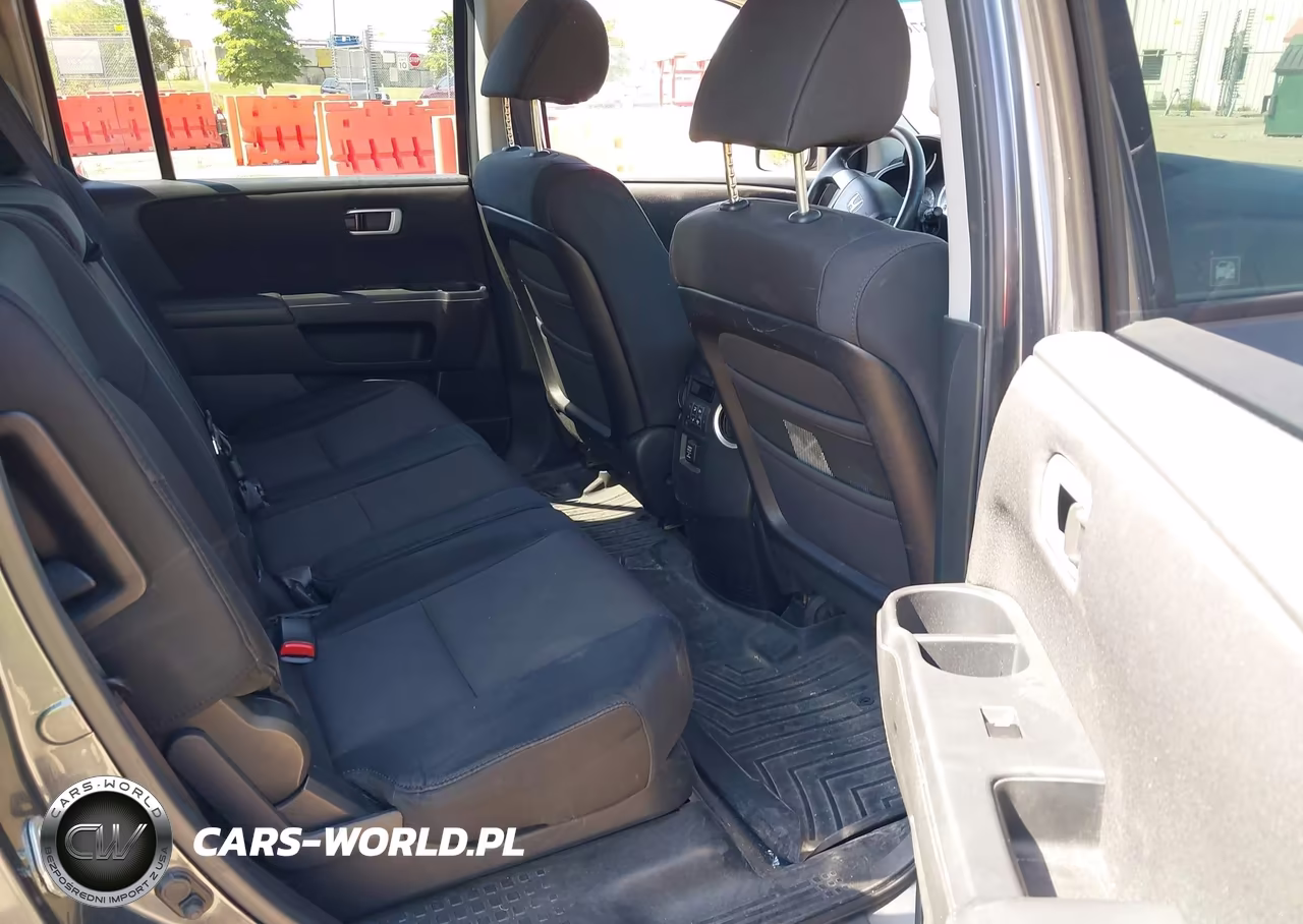 2010 Honda Pilot Lx VIN:5FNYF4H29AB023861 - 8