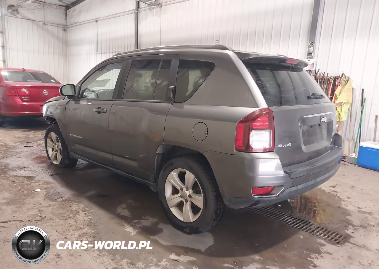2014 Jeep Compass Sport VIN:1C4NJDBB0ED927007 - 3