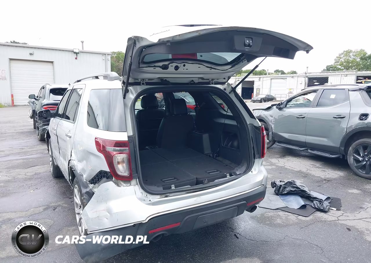 2014 Ford Explorer Sport VIN:1FM5K8GT1EGB59716 - 3