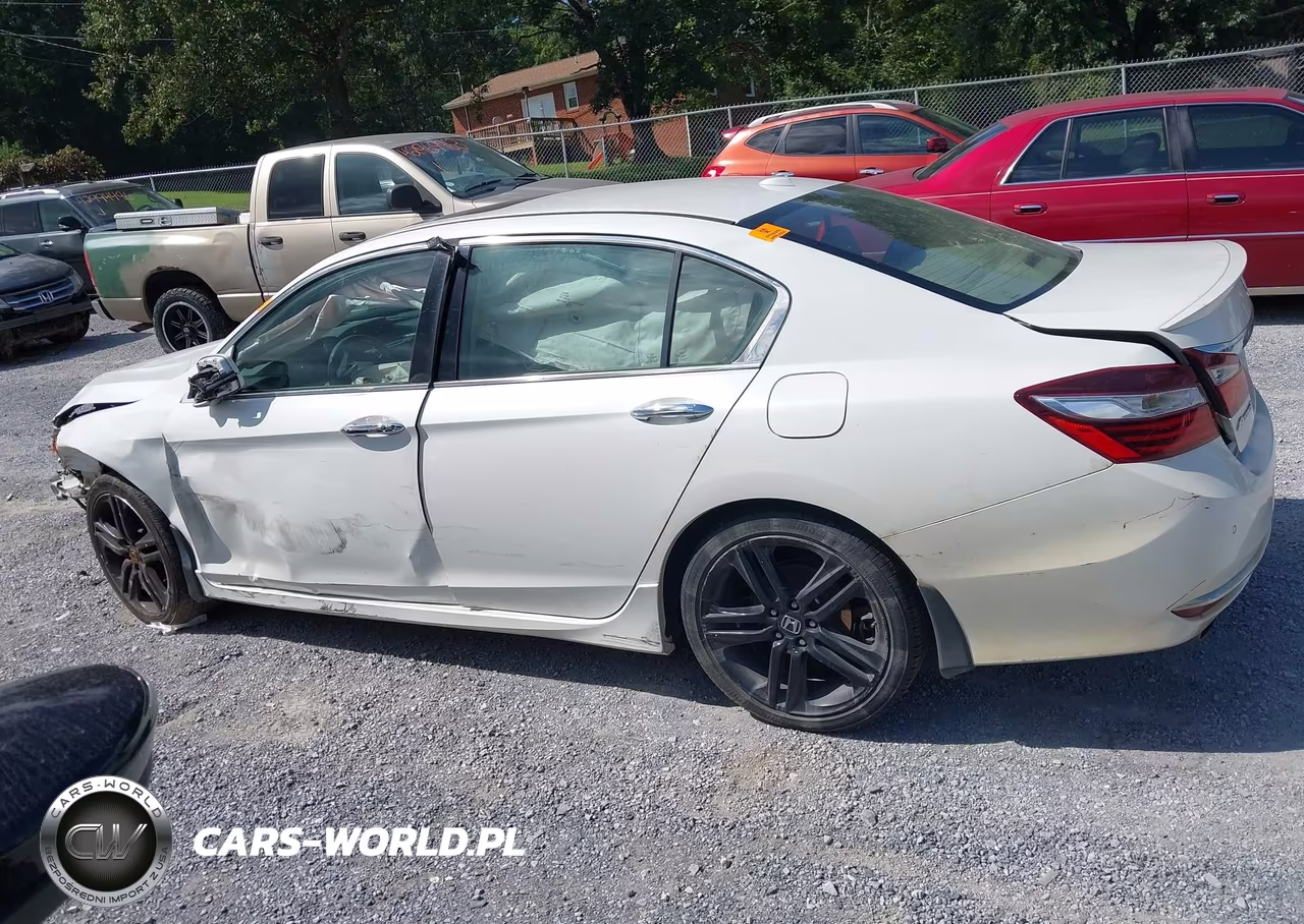 2017 Honda Accord Touring V6 VIN:1HGCR3F9XHA024081 - 14