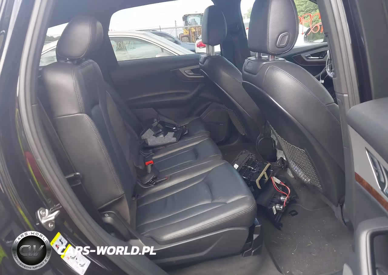 2018 Audi Q7 2.0T Premium VIN:WA1LHAF71JD046179 - 8